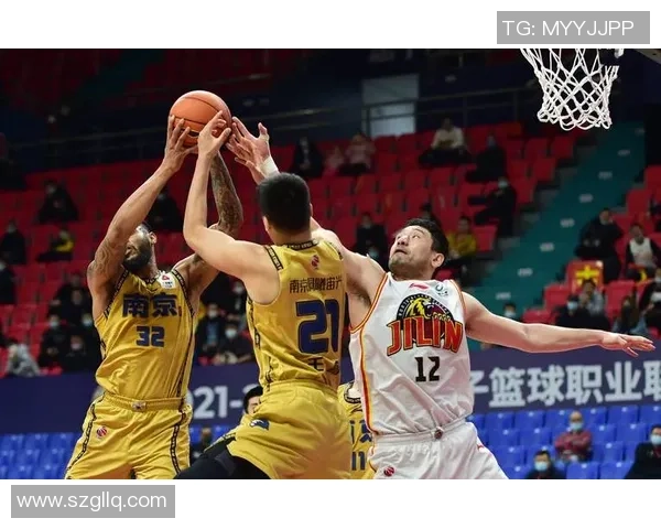 南京篮球队实力分析与发展潜力探讨聚焦篮球运动的未来之路